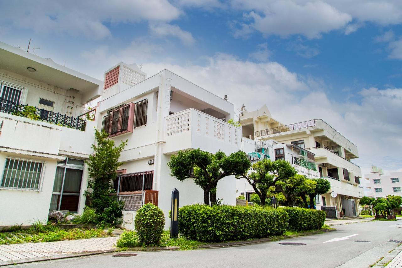 北谷日漁別荘 Chatan Exterior foto